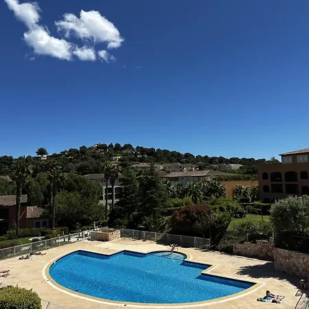 Apartamento Large Open-sky Terrace In A High-end Cavalaire-sur-Mer